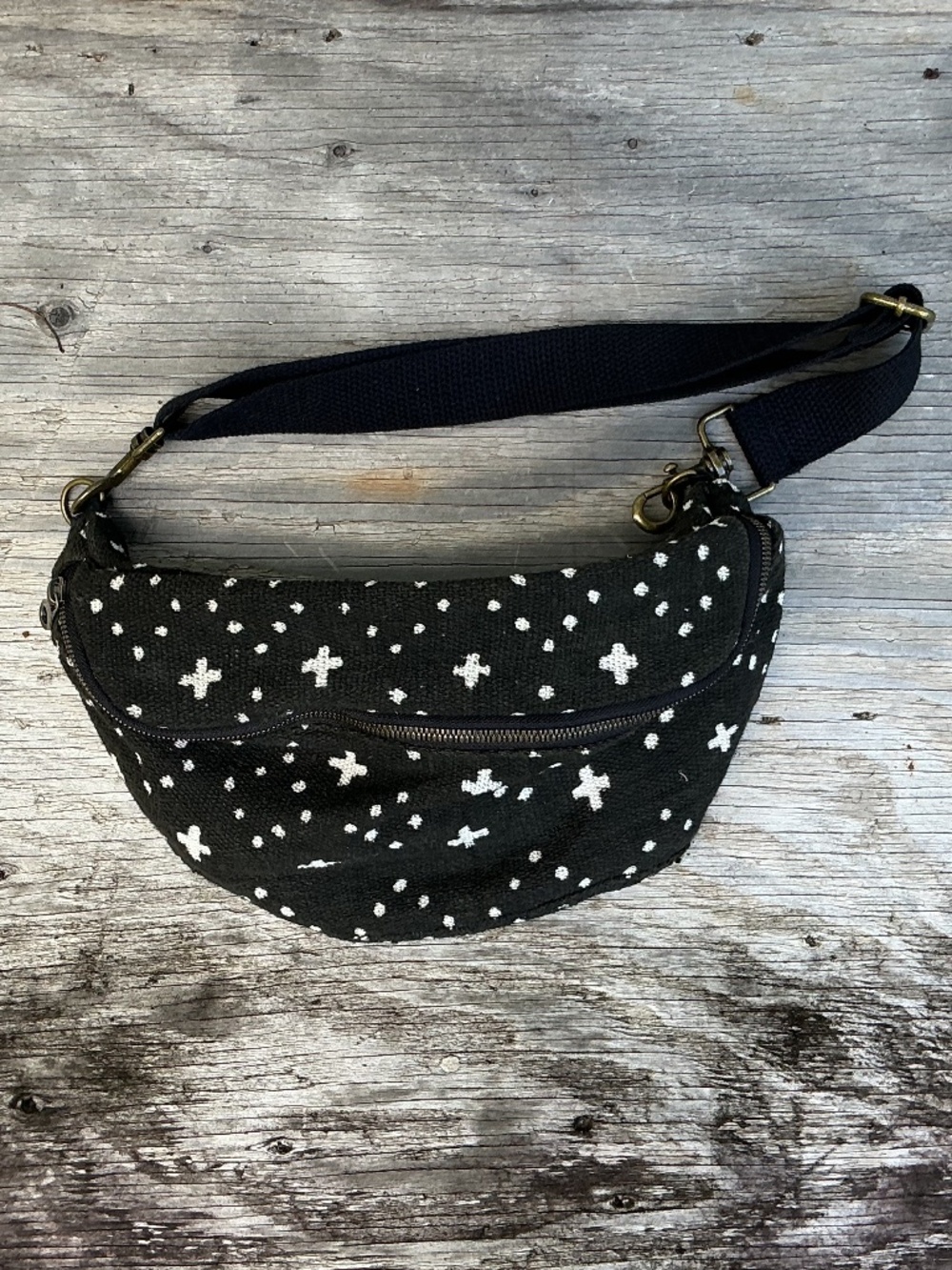 NEW Jenna Bee mudcloth Sling BAG handmade black crosses and dots